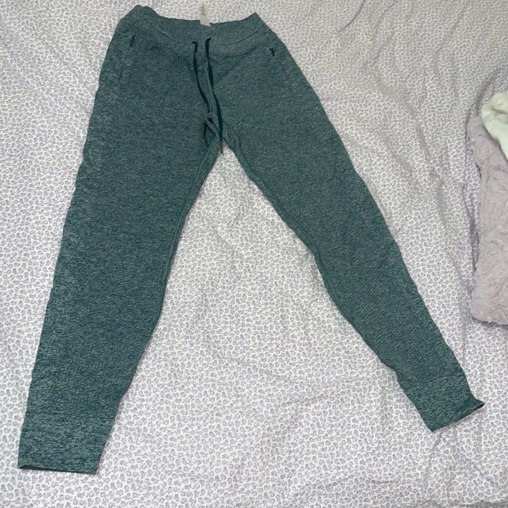 lululemon sweats